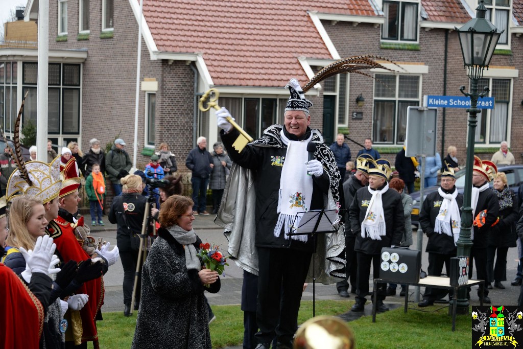 ../Images/Sleuteloverdracht gemeentehuis 2017 036.jpg